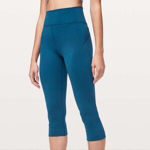 Lululemon Everlux In Movement 19" crop leggings, Deep Marine